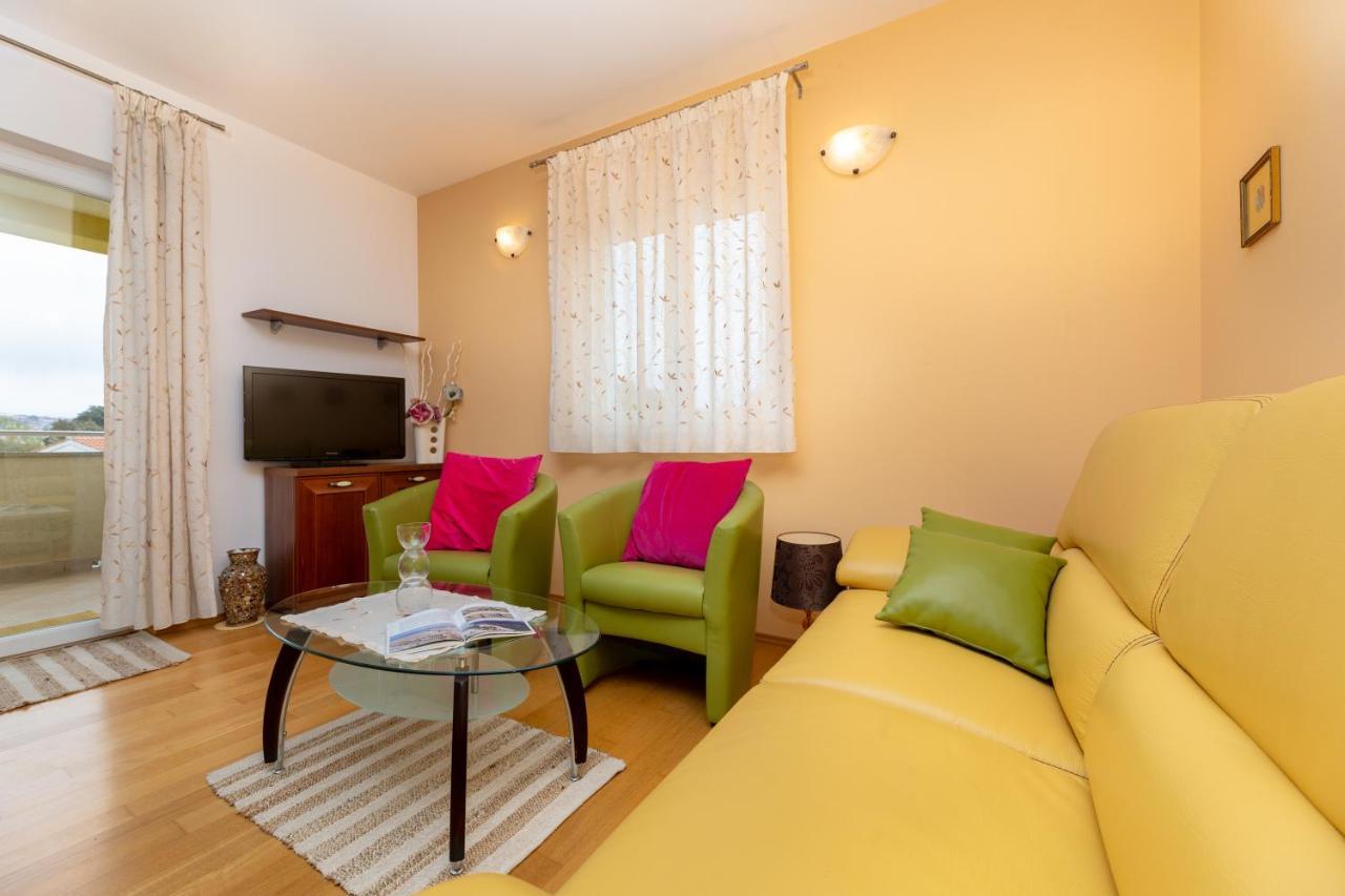 Golden Hope 4+1 Apartment Krk Krk Town Eksteriør bilde